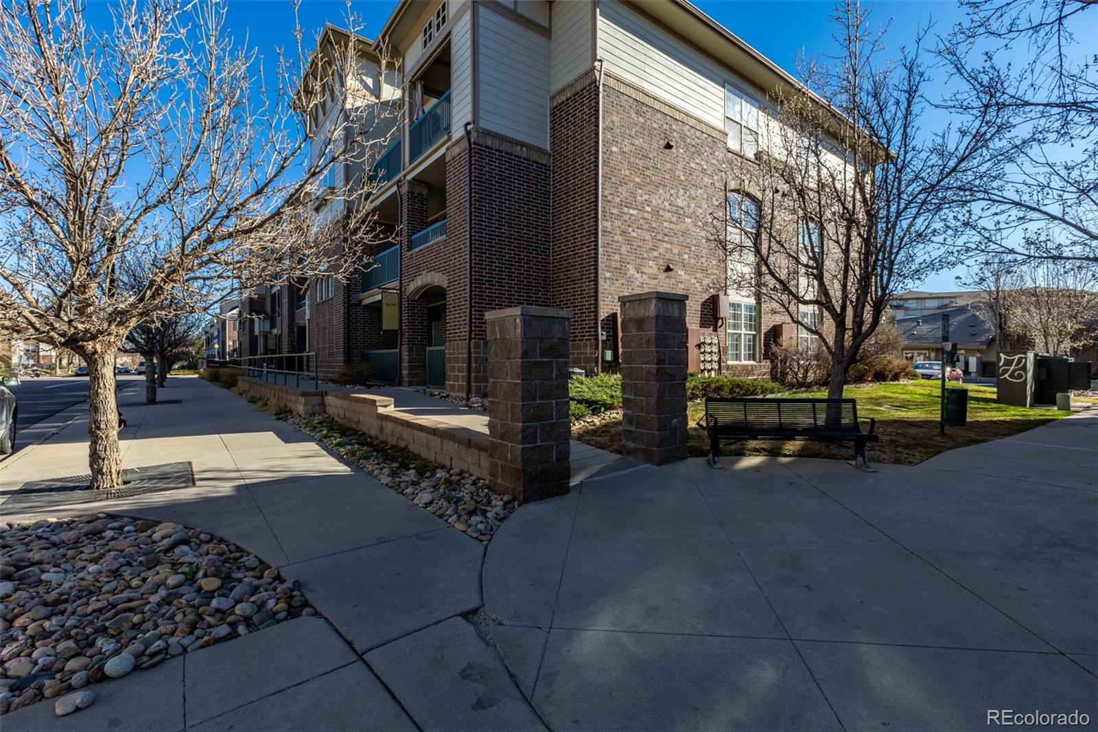 3852 S Dallas Street Aurora CO 80014