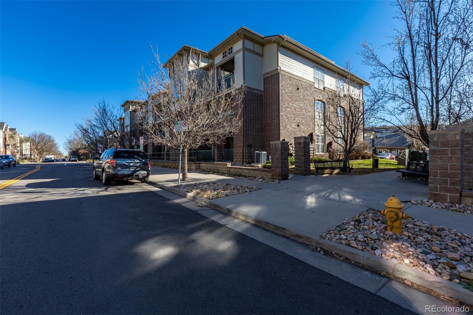 3852 S Dallas Street Aurora CO 80014