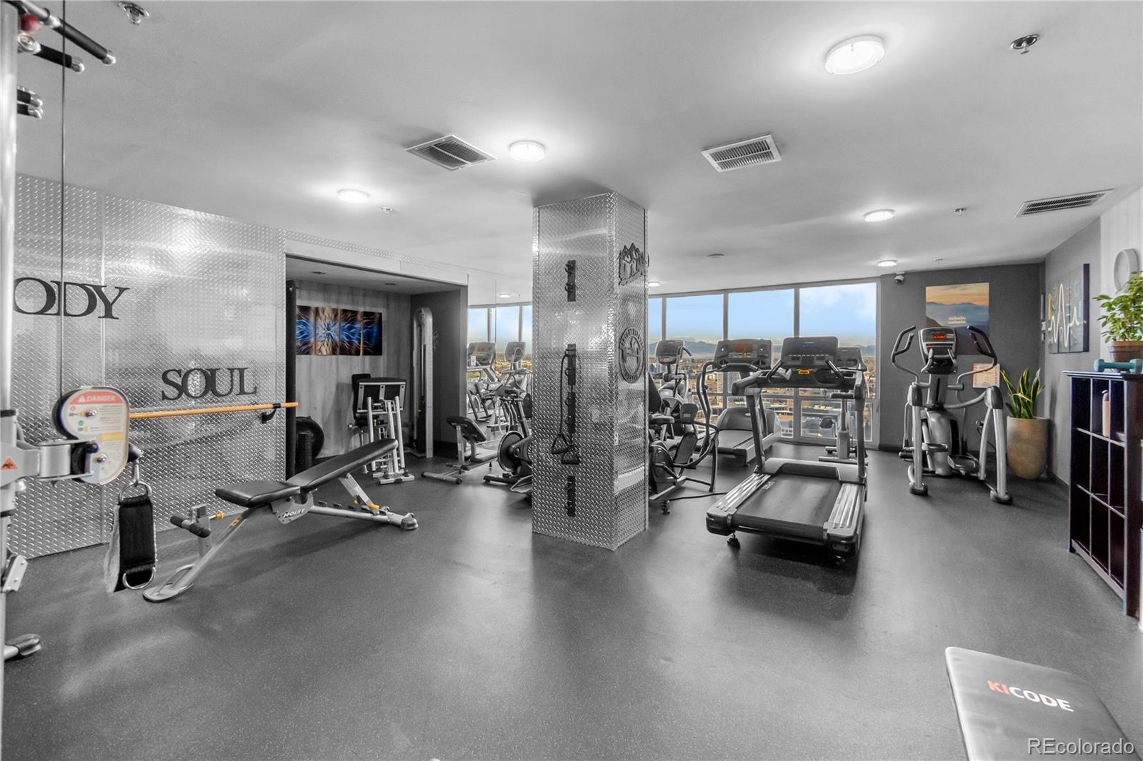 1625 Larimer Street Denver CO 80202
