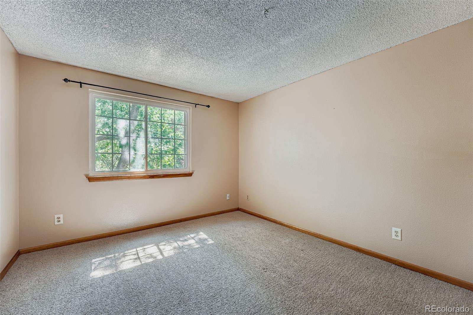 1876 S Pitkin Circle Aurora CO 80017