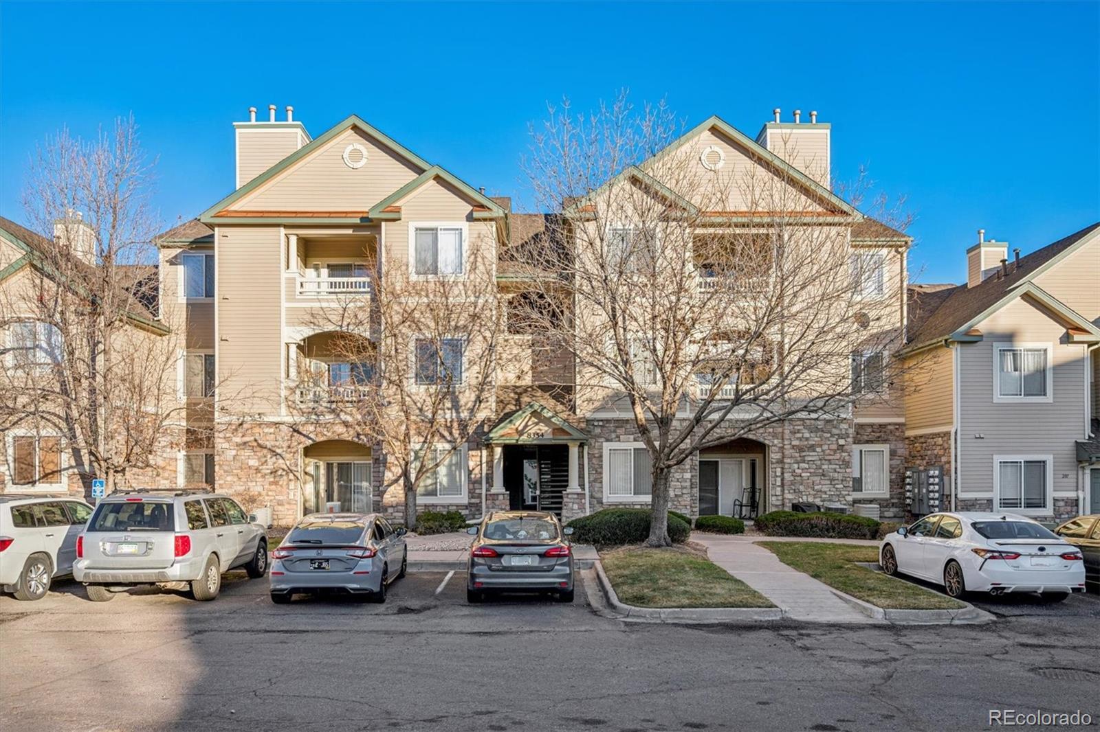 8354 S Holland Way Littleton CO 80128