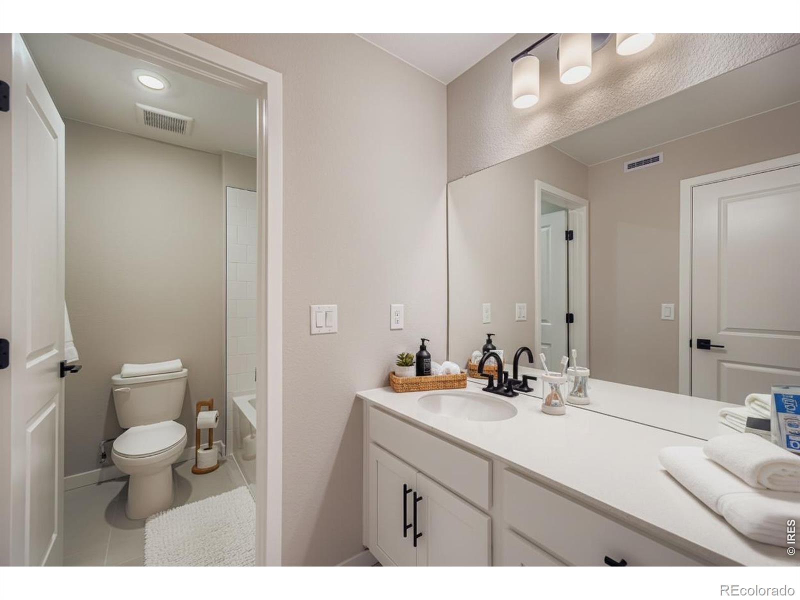 2844 Bear Springs Circle Longmont CO 80503