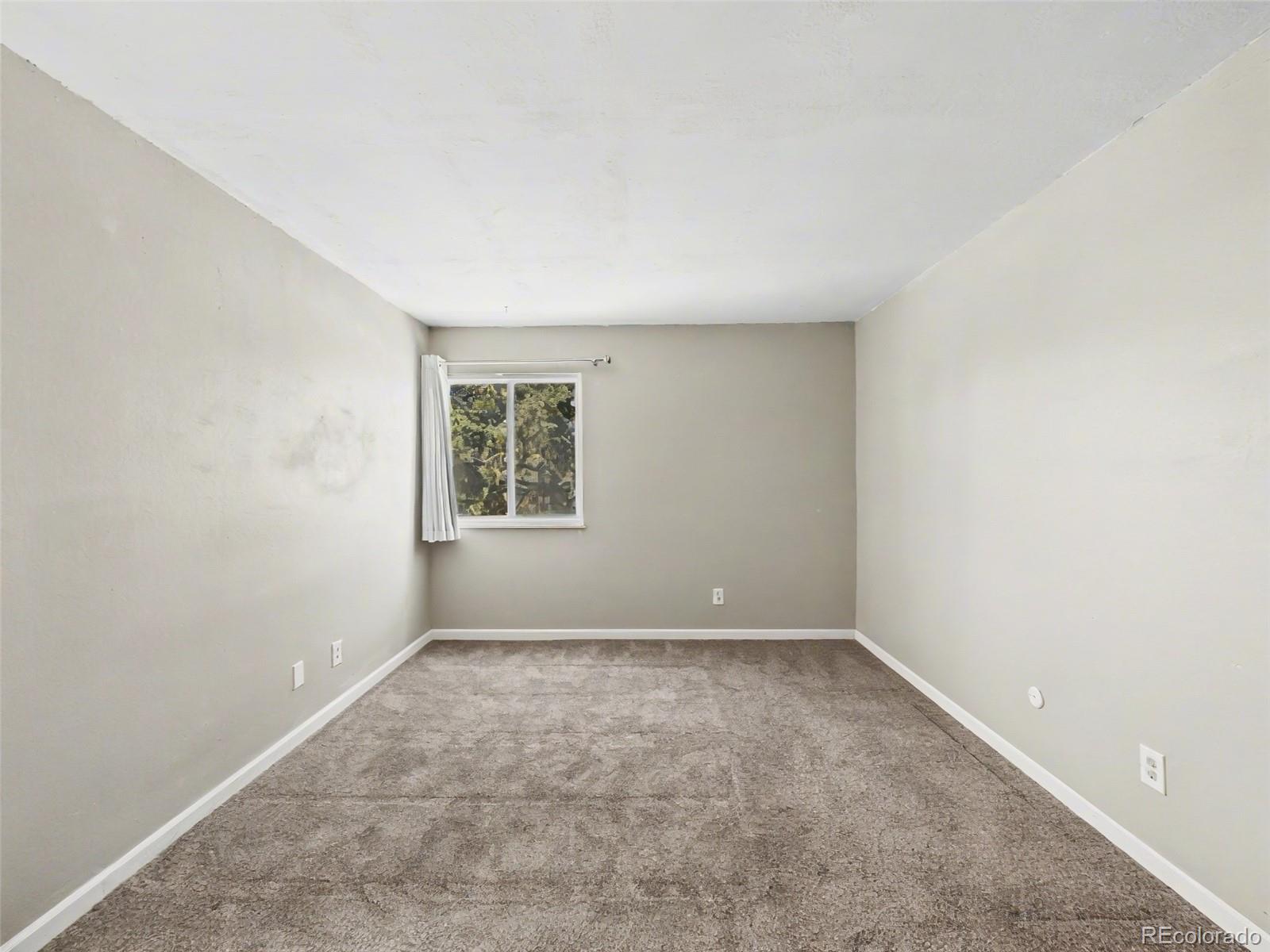 968 S Peoria Street Aurora CO 80012