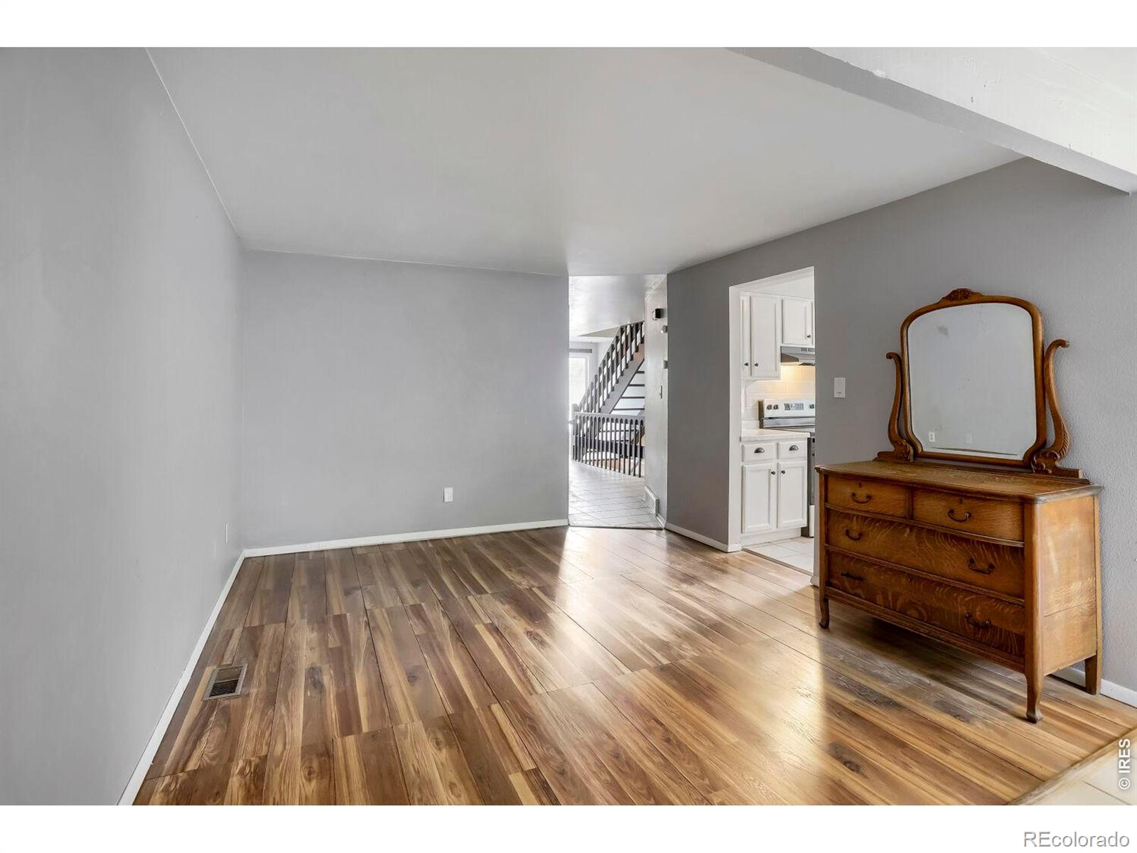 2123 Meadow Court Longmont CO 80501