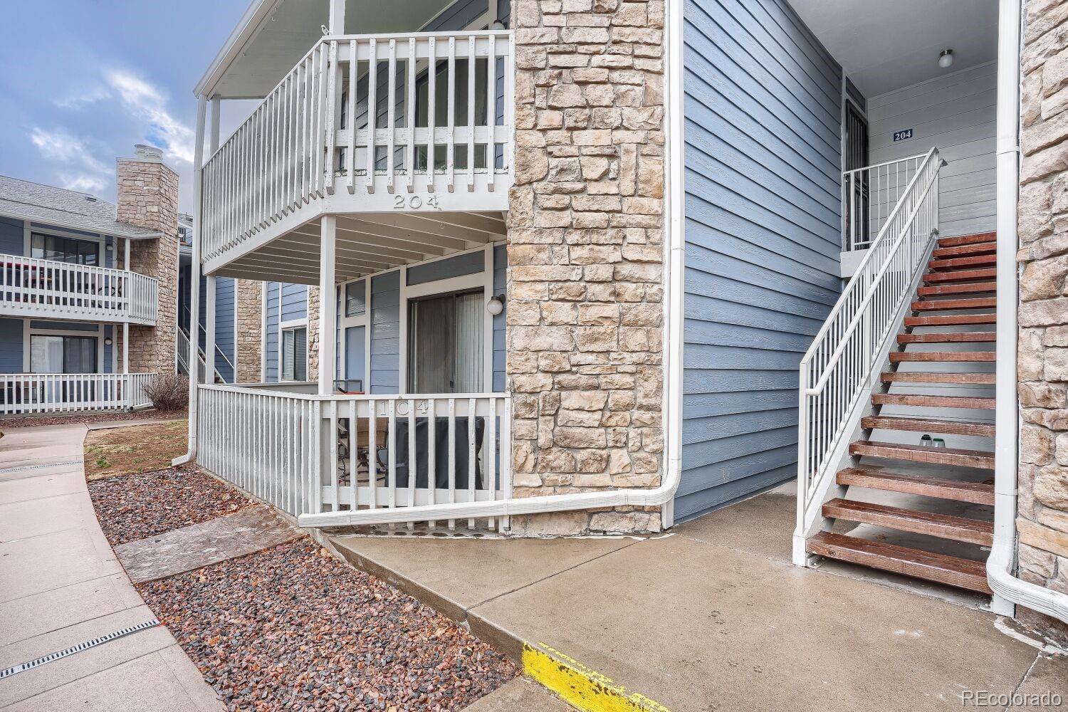 8335 Fairmount Drive Denver CO 80247