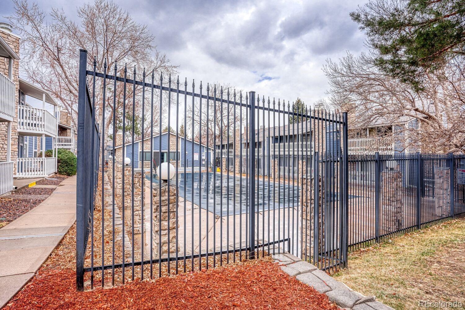 8335 Fairmount Drive Denver CO 80247