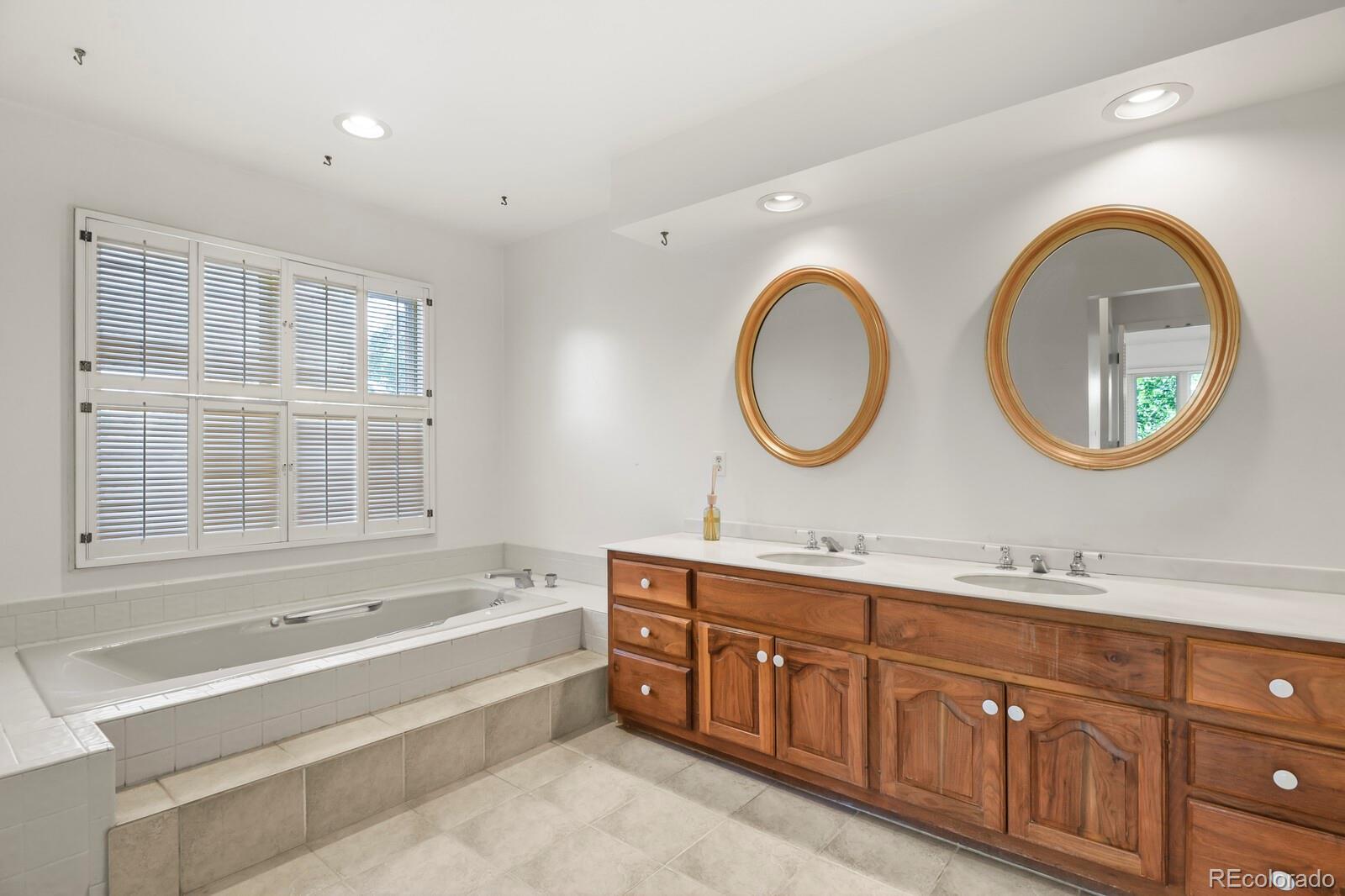 4530 S Verbena Street Denver CO 80237