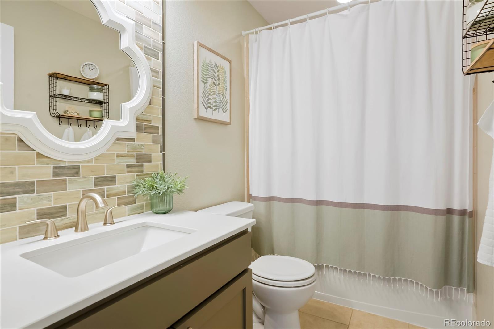 8427 E 35th Avenue Denver CO 80238