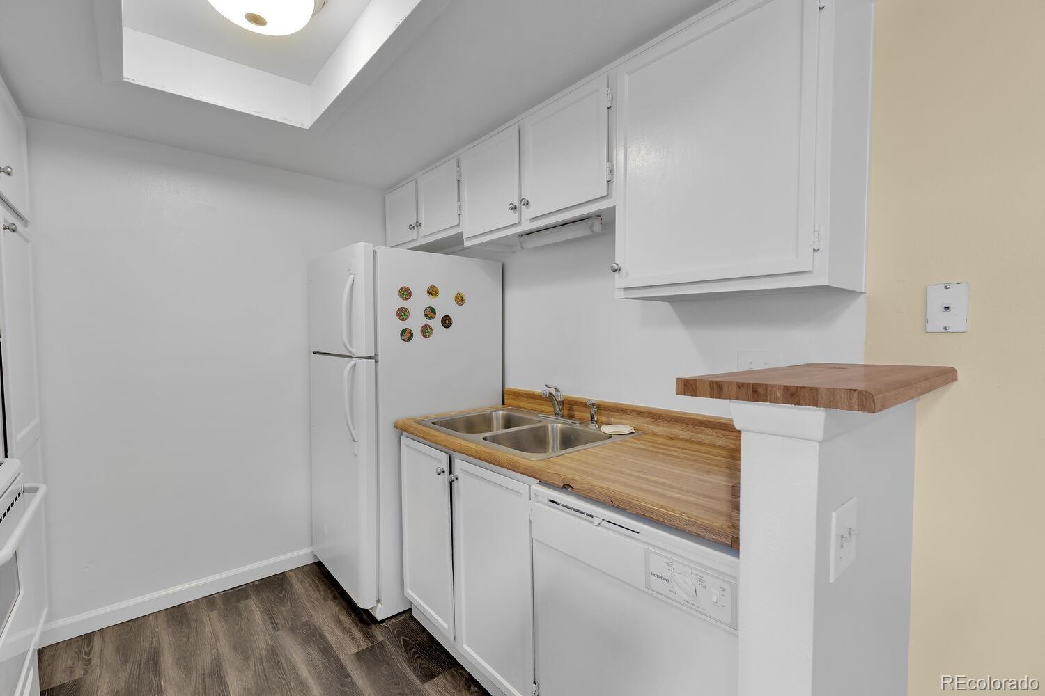 908 S Walden Way Aurora CO 80017
