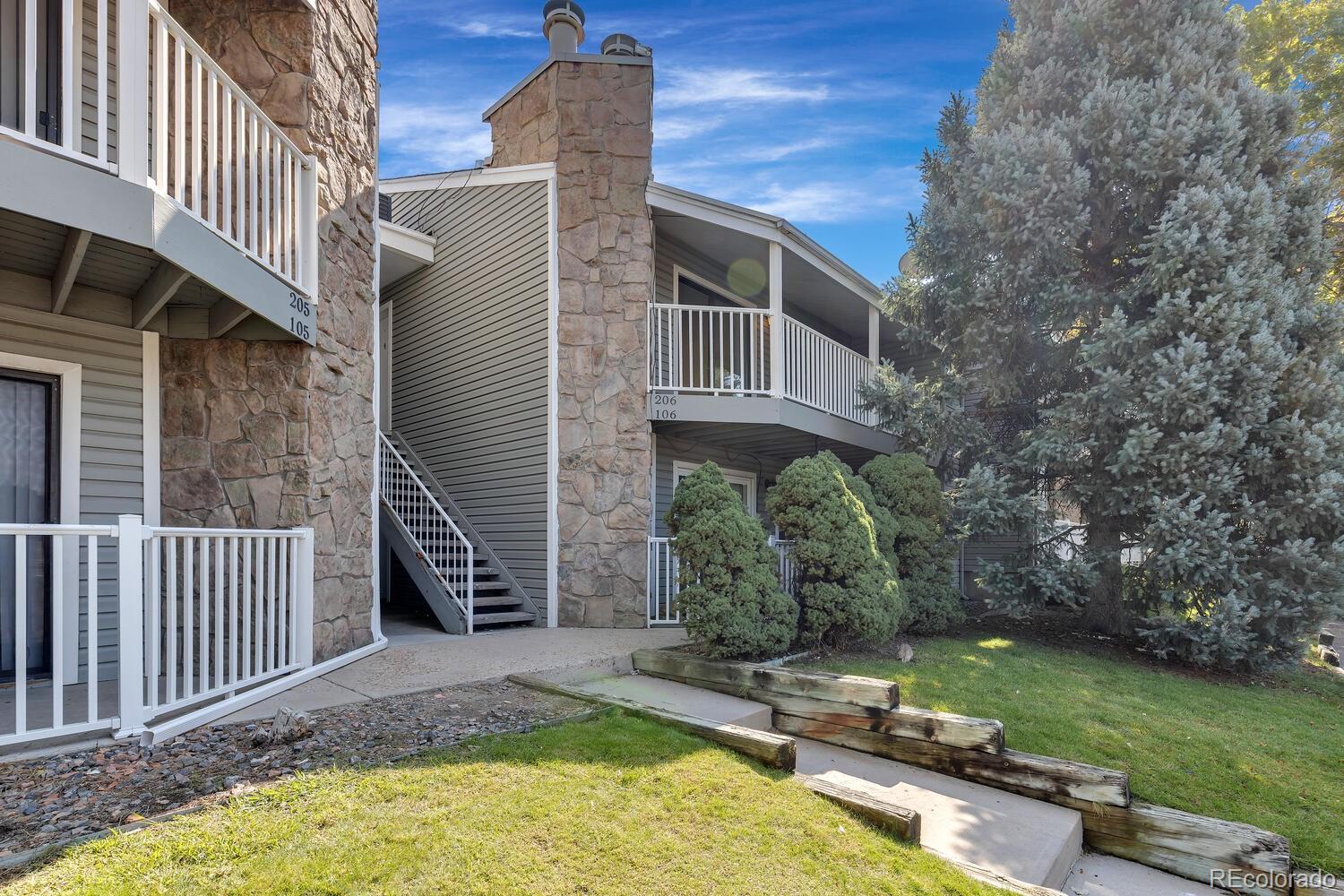 908 S Walden Way Aurora CO 80017