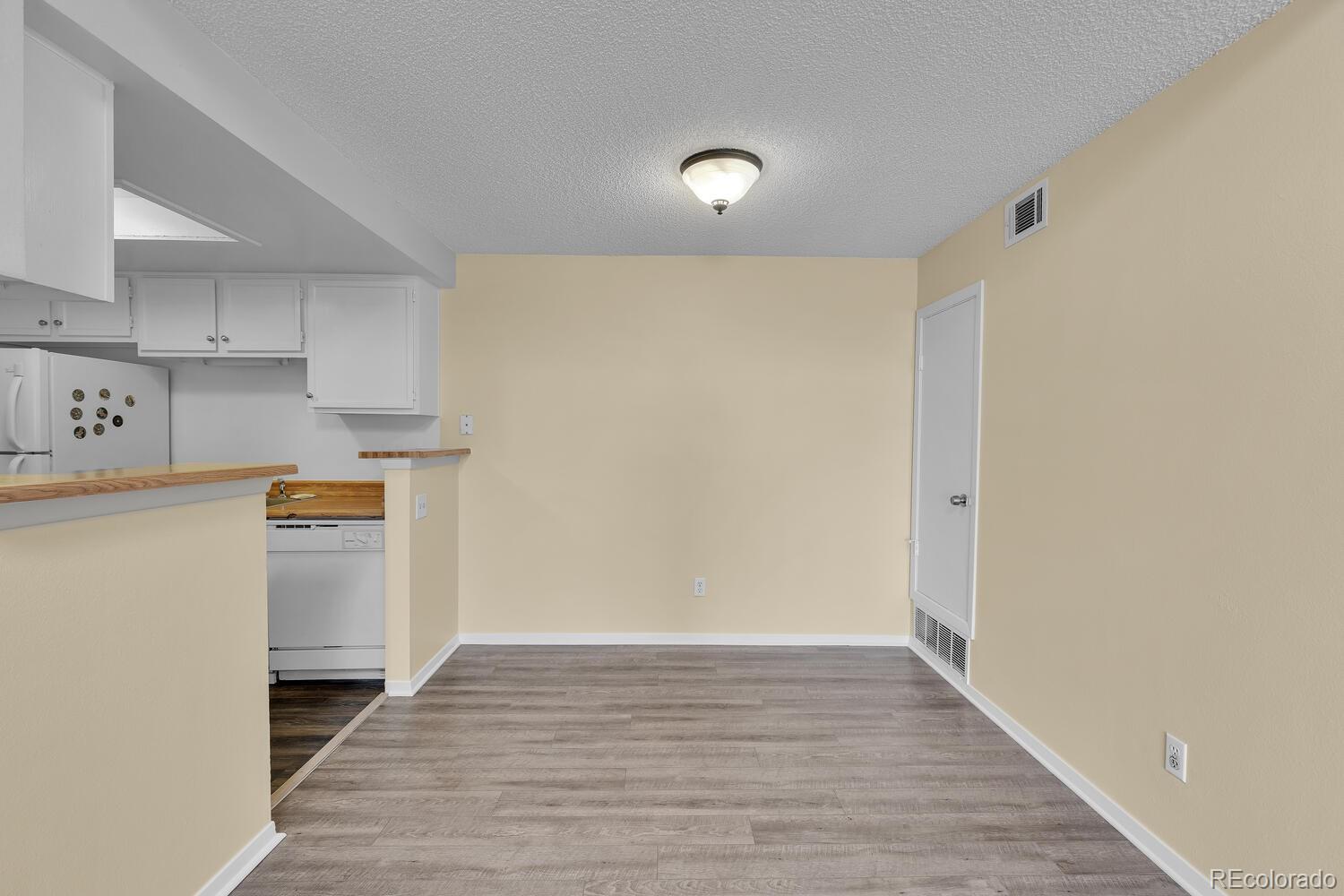 908 S Walden Way Aurora CO 80017