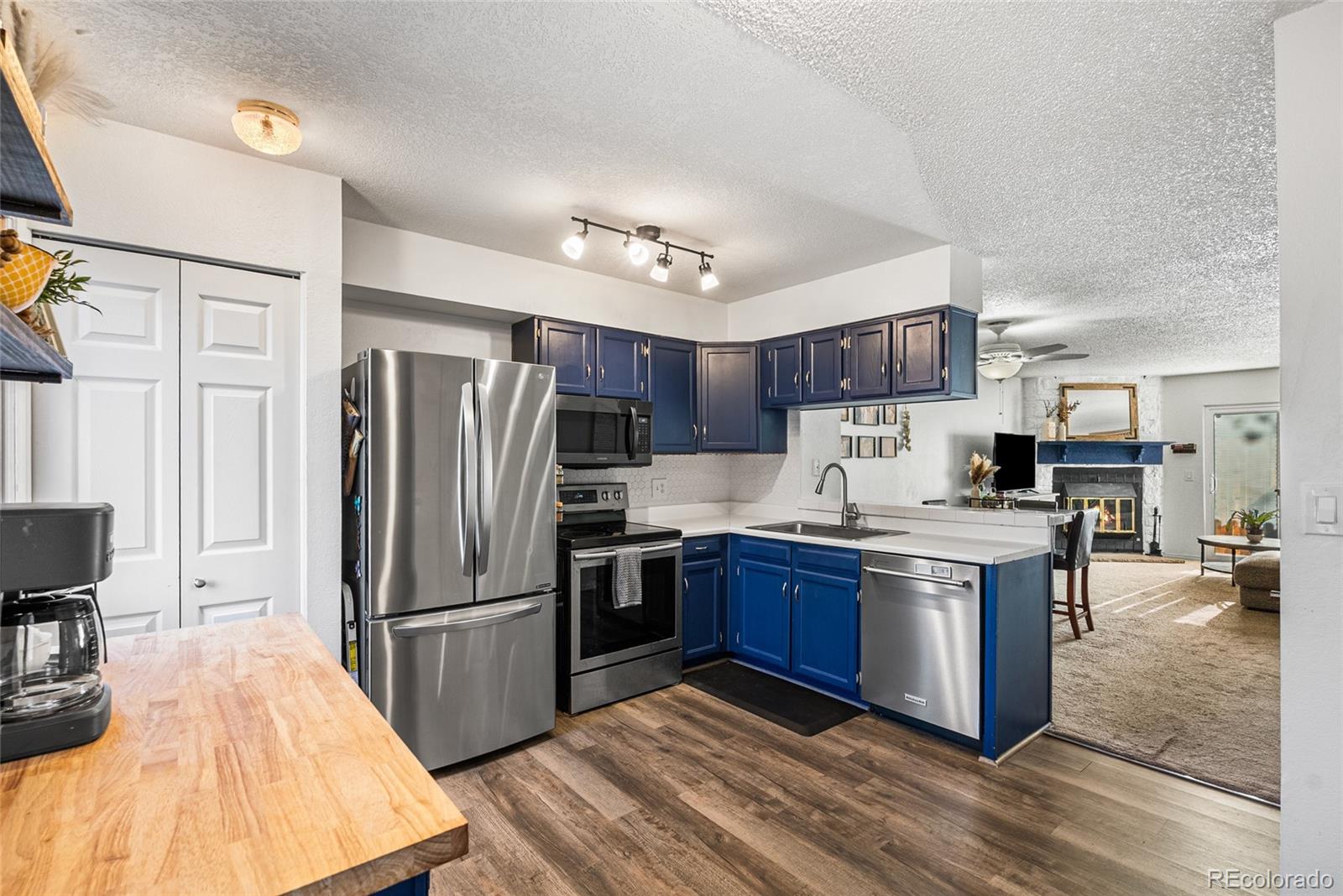 6738 S Independence Street Littleton CO 80128