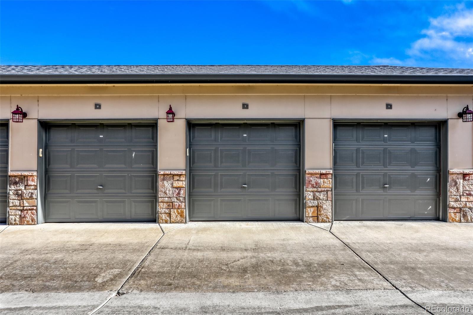 13456 Via Varra Broomfield CO 80020