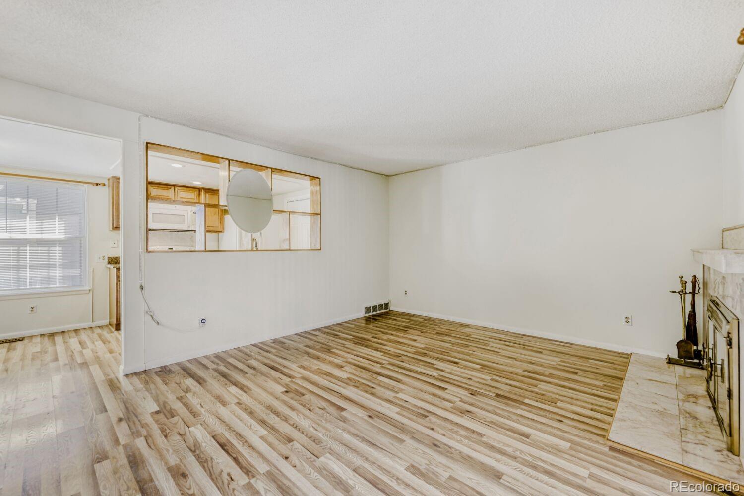 2005 S Helena Street Aurora CO 80013