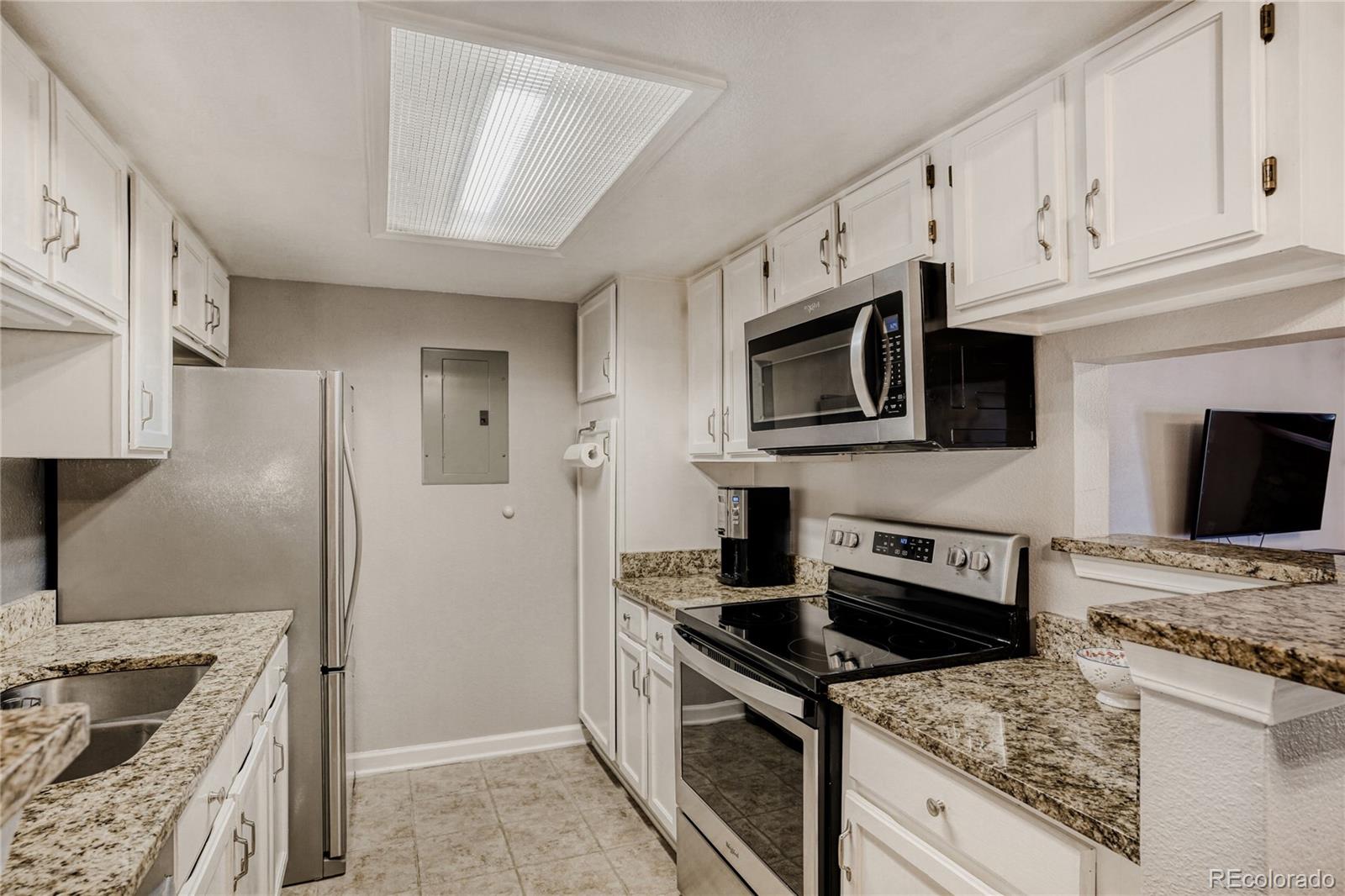8225 Fairmount Drive Denver CO 80247