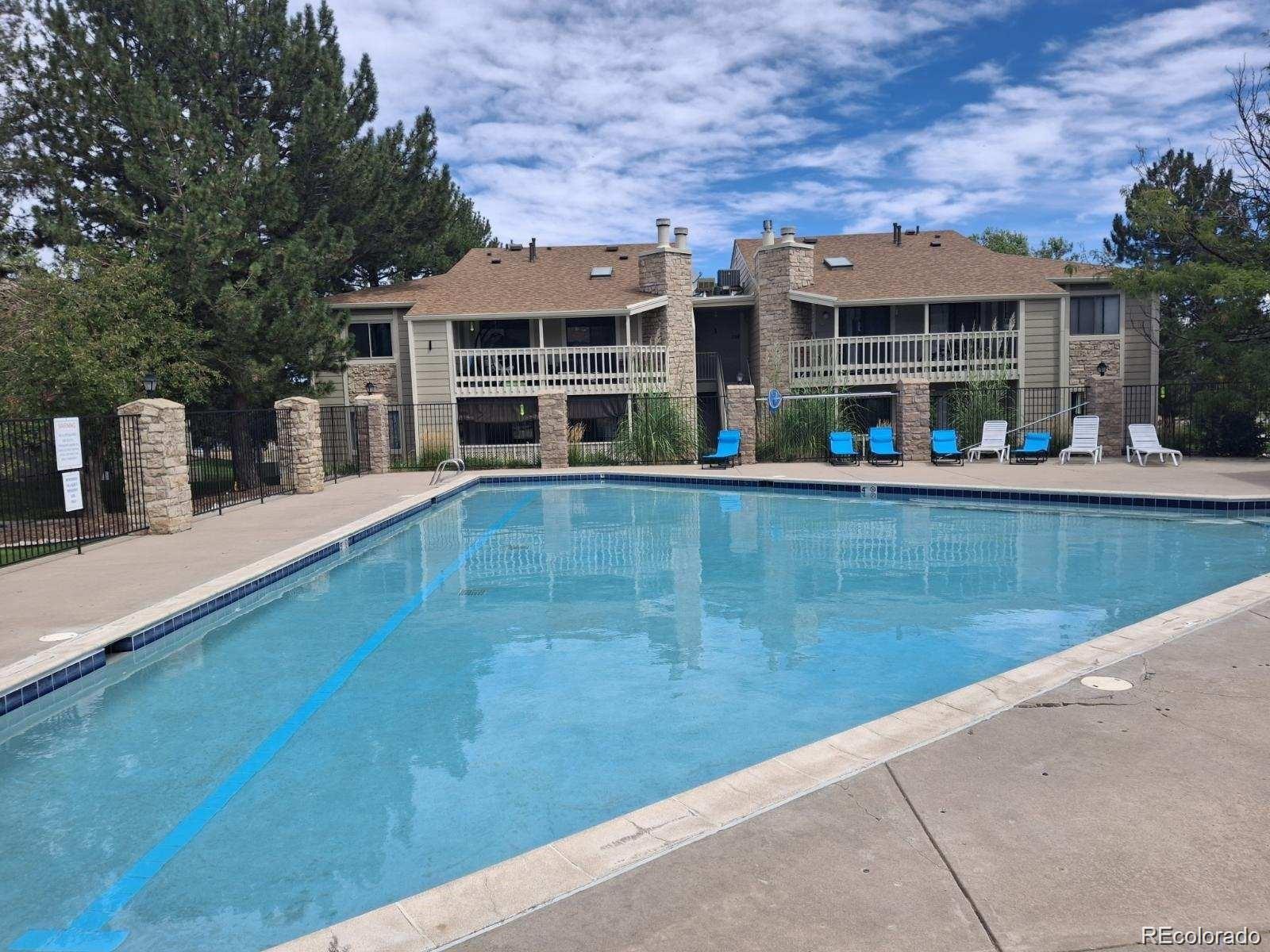 8225 Fairmount Drive Denver CO 80247