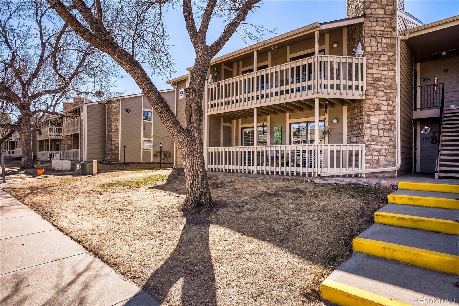 8225 Fairmount Drive Denver CO 80247