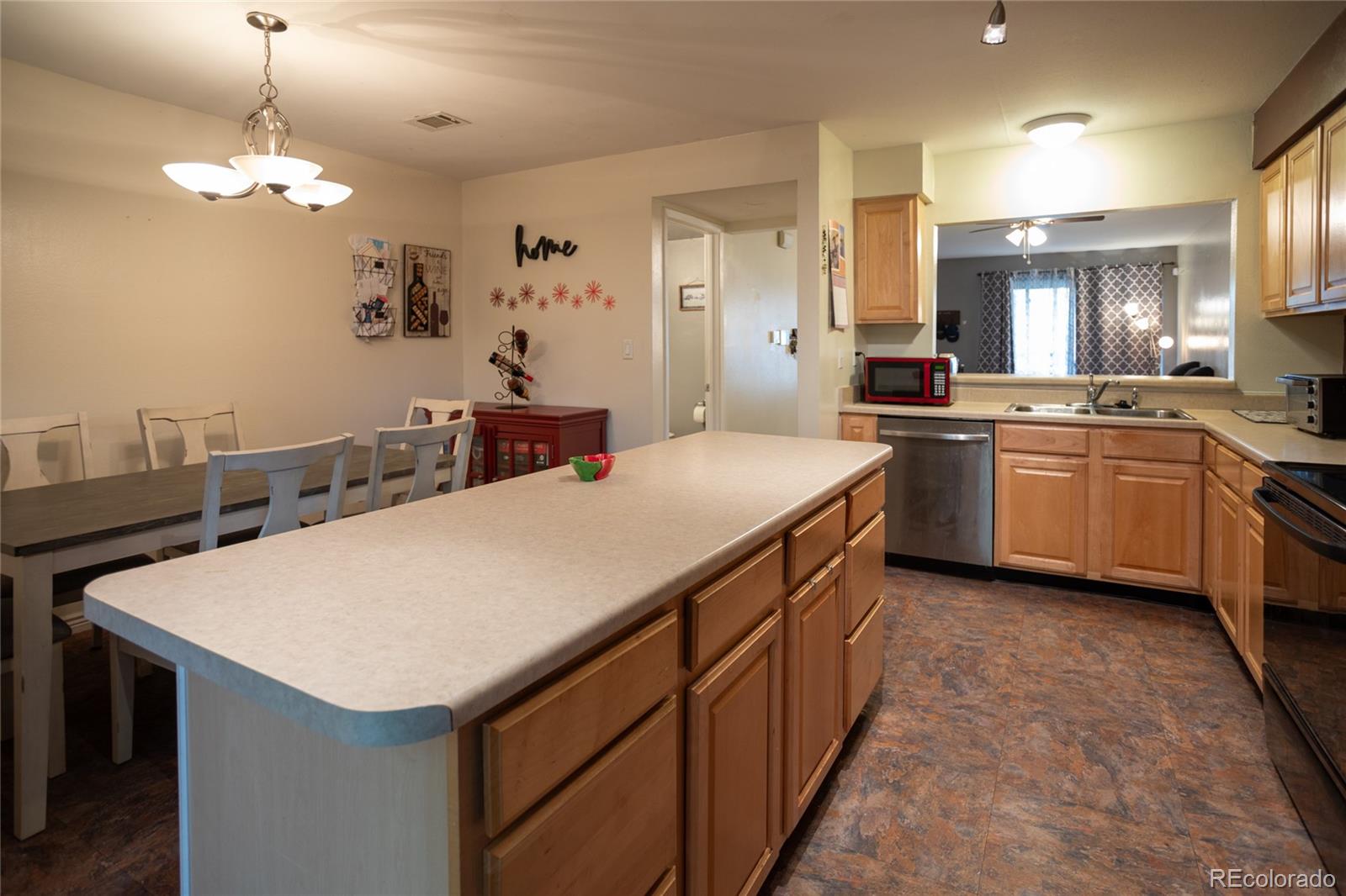 1312 S Carson Way Aurora CO 80012
