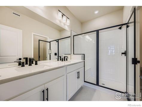 2803 Bear Springs Circle Longmont CO 80503