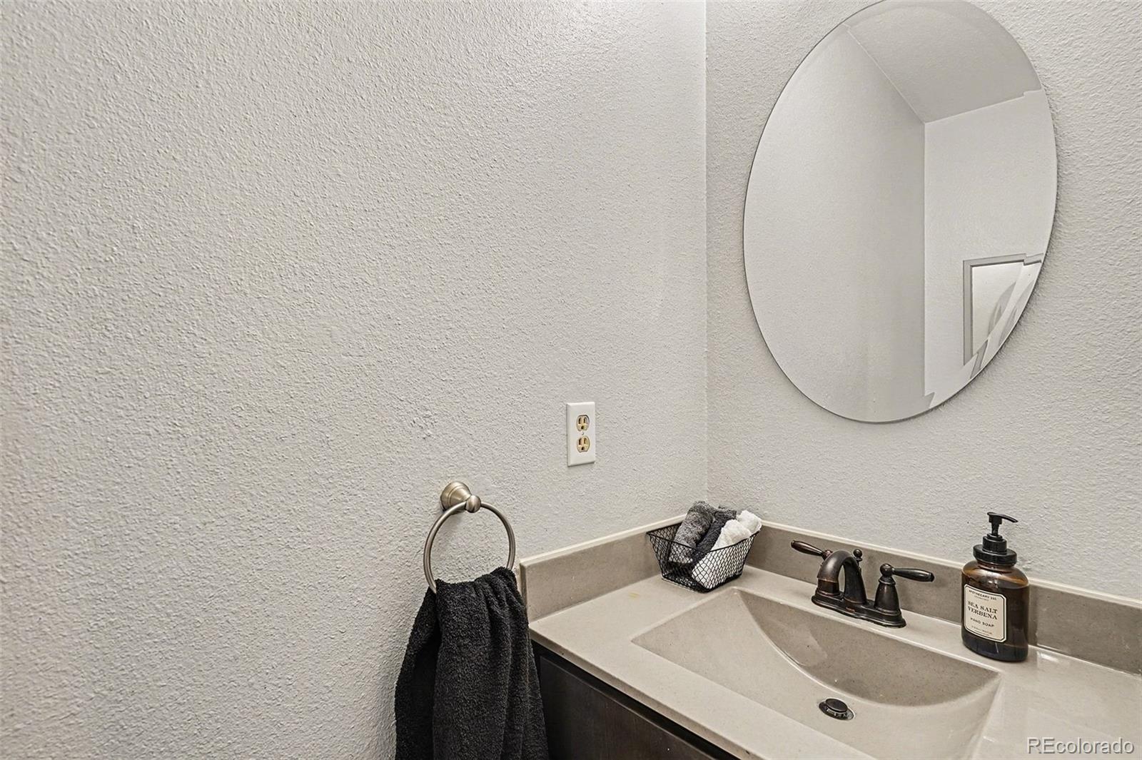 1662 S Idalia Circle Aurora CO 80017