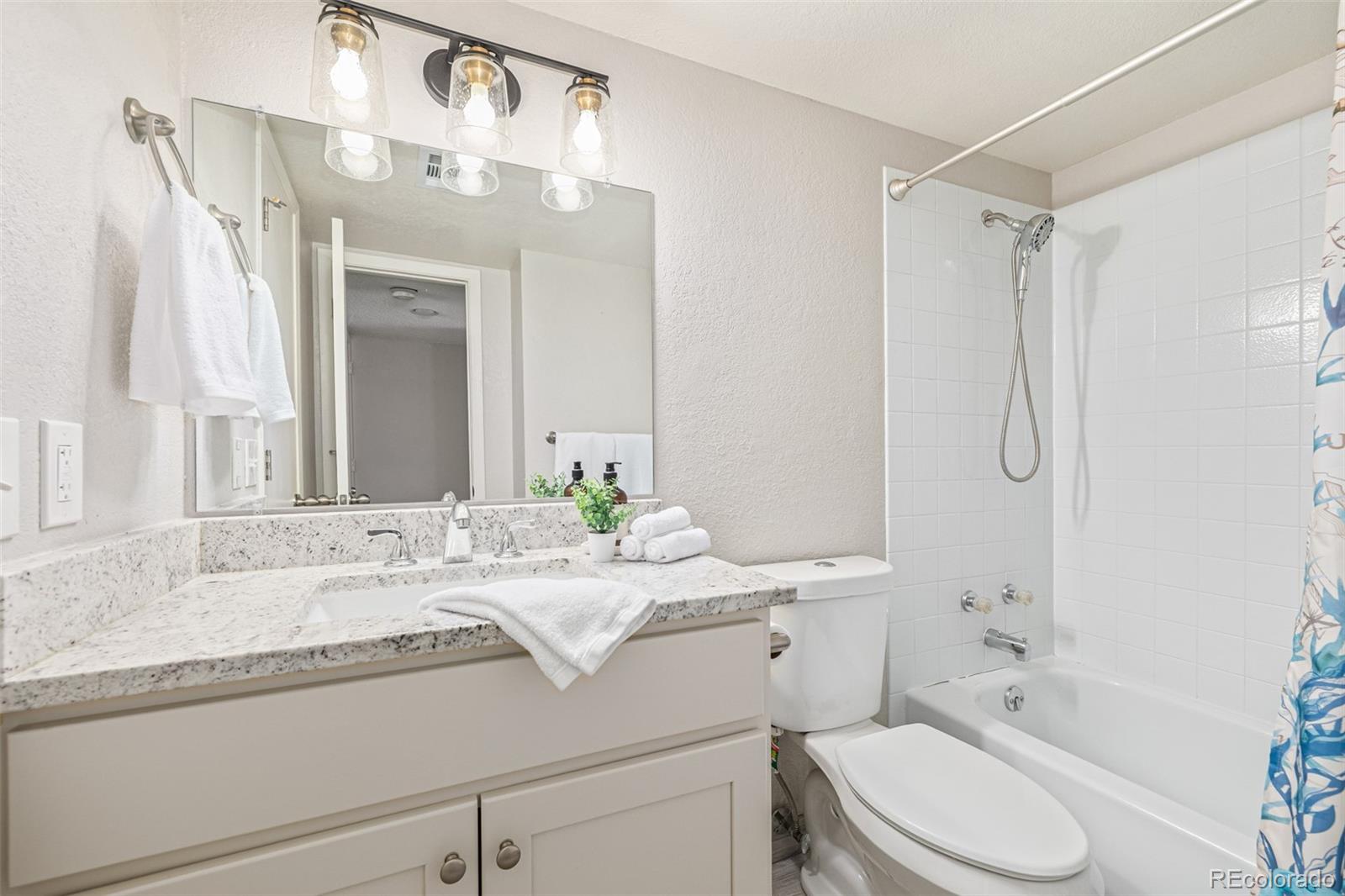 1342 S Cathay Court Aurora CO 80017