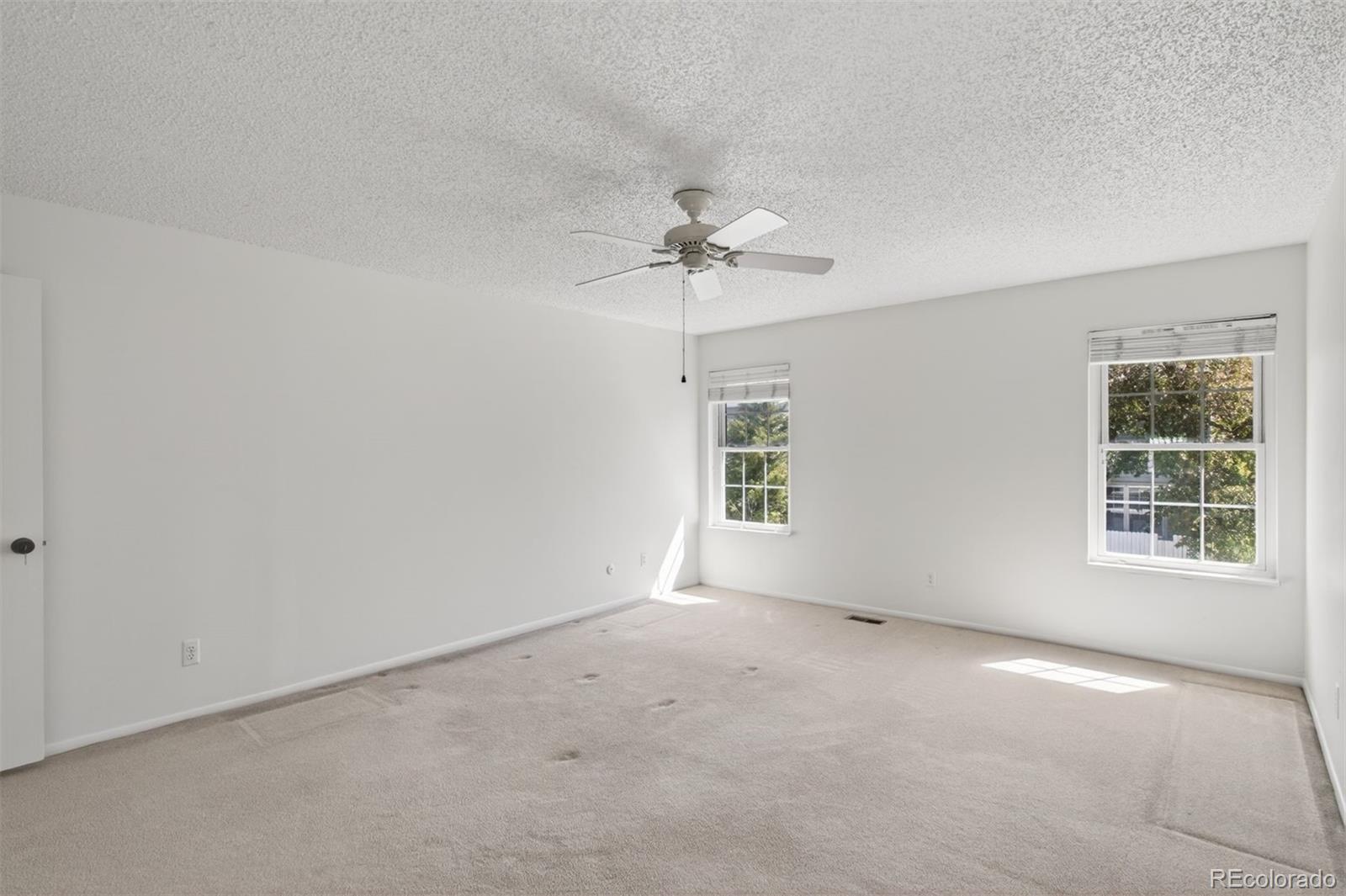 2558 S Vaughn Way Aurora CO 80014