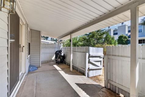 2558 S Vaughn Way Aurora CO 80014