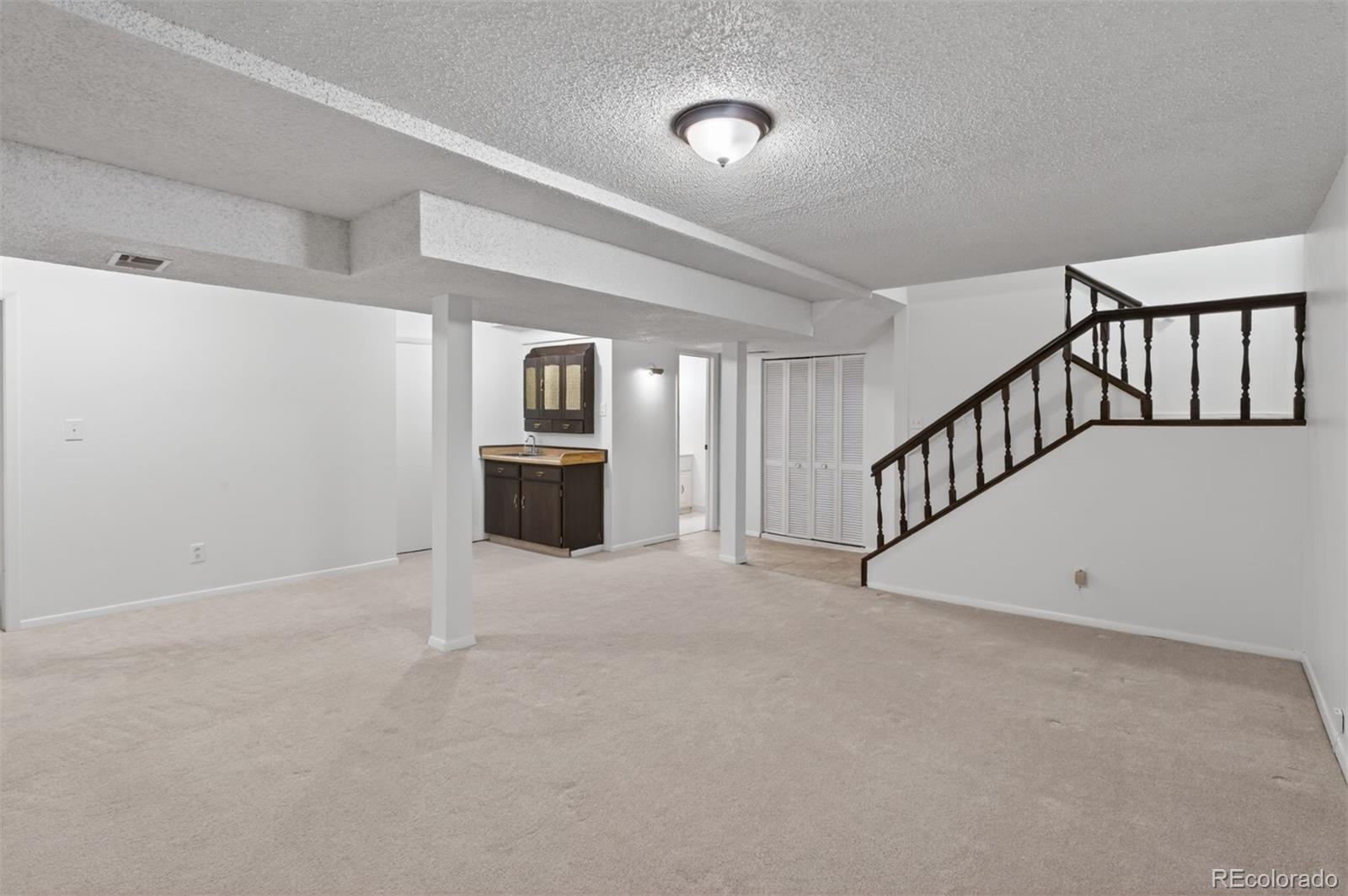 2558 S Vaughn Way Aurora CO 80014