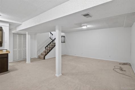 2558 S Vaughn Way Aurora CO 80014