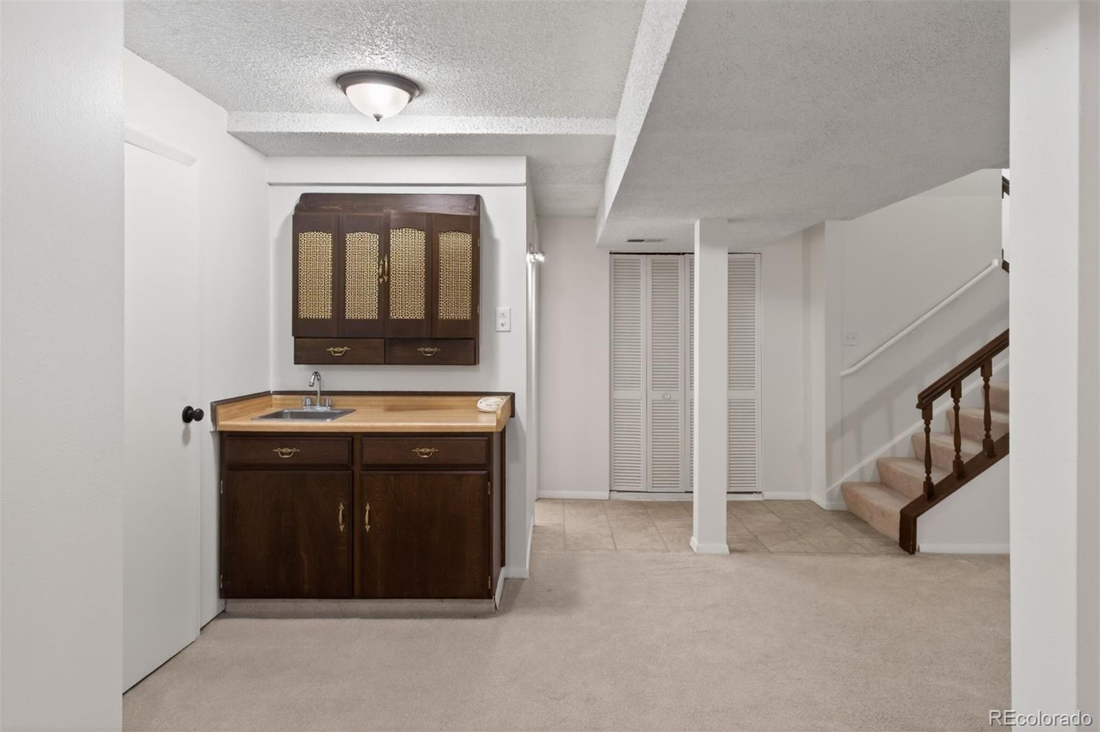 2558 S Vaughn Way Aurora CO 80014