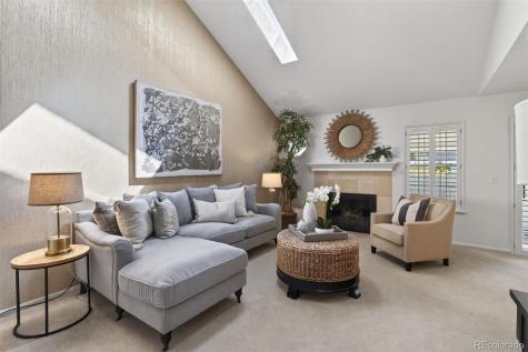 2558 S Vaughn Way Aurora CO 80014