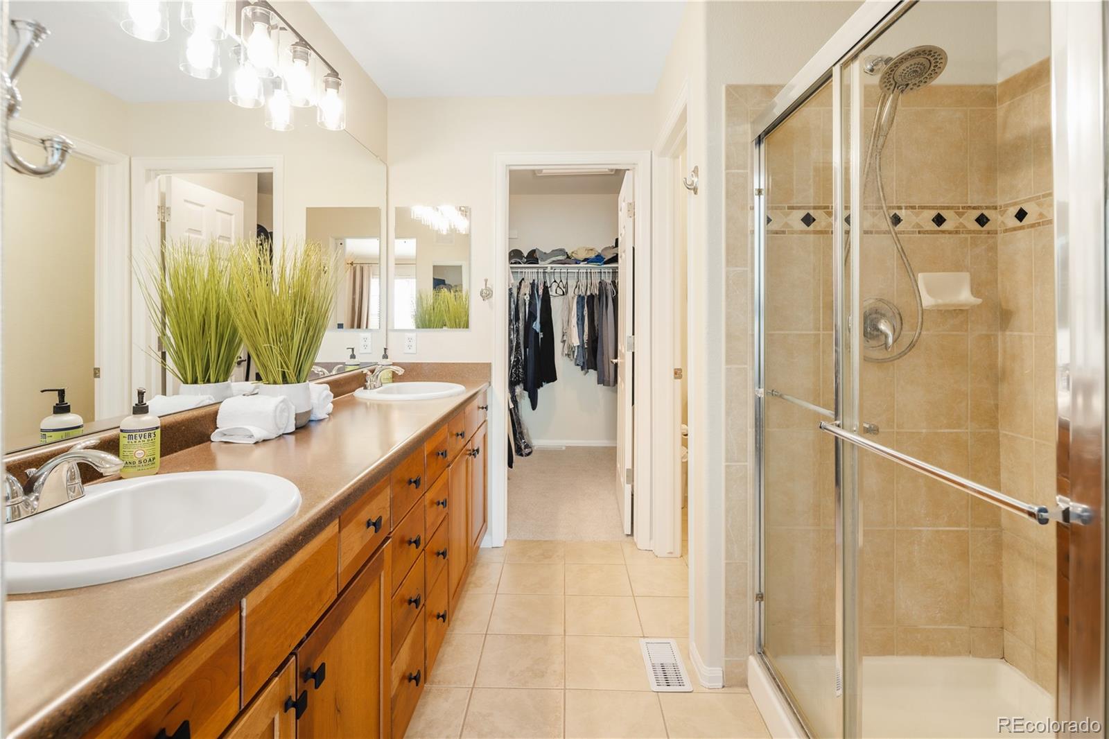 21962 E Canyon Place Aurora CO 80016