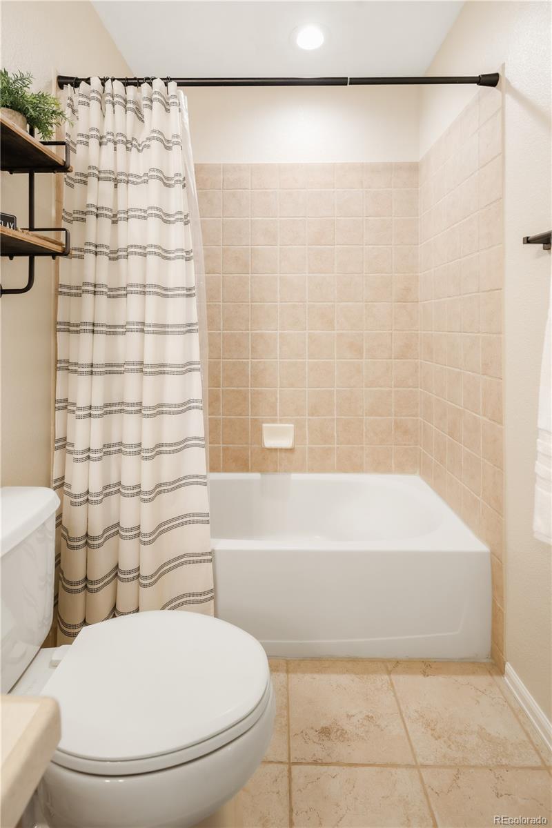 21962 E Canyon Place Aurora CO 80016