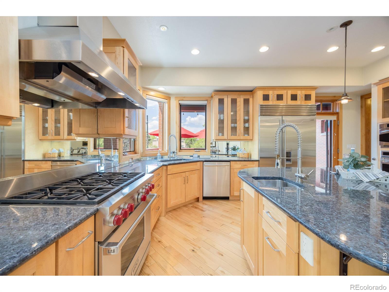 2034 Pearl Street Boulder CO 80302