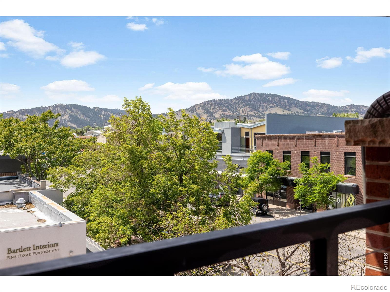 2034 Pearl Street Boulder CO 80302