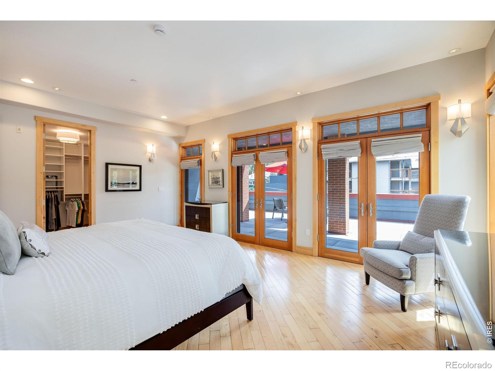 2034 Pearl Street Boulder CO 80302