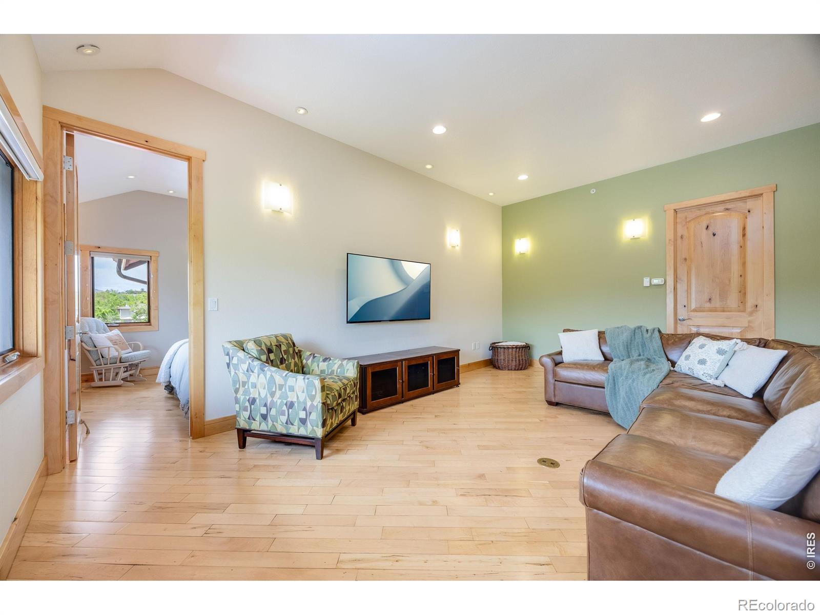 2034 Pearl Street Boulder CO 80302