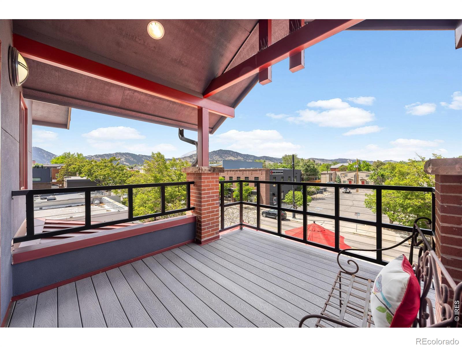 2034 Pearl Street Boulder CO 80302