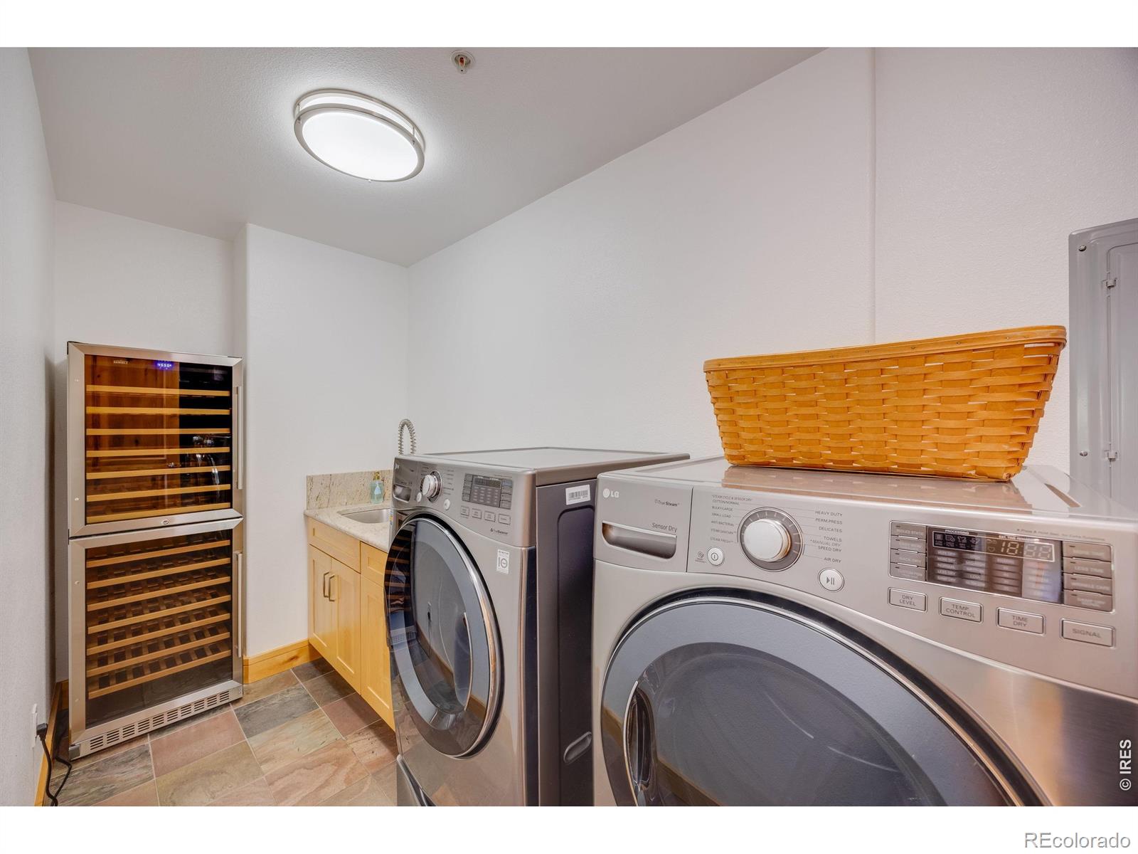 2034 Pearl Street Boulder CO 80302