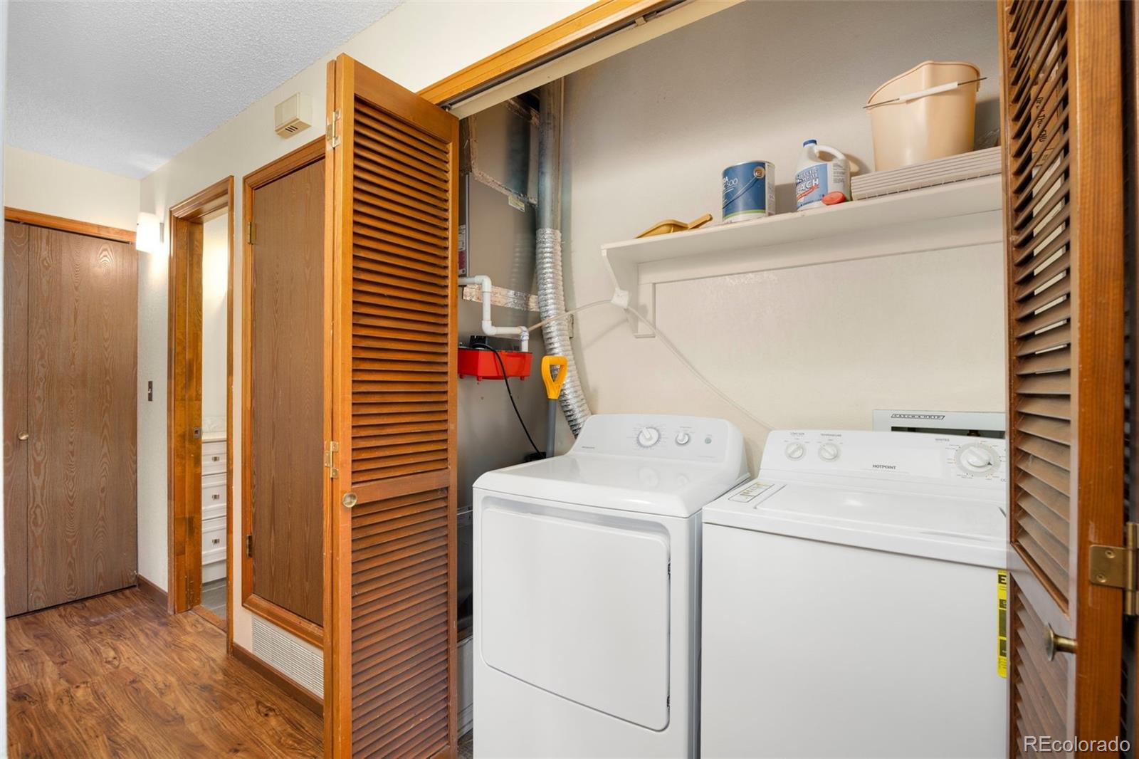 1075 S Garrison Street Lakewood CO 80226