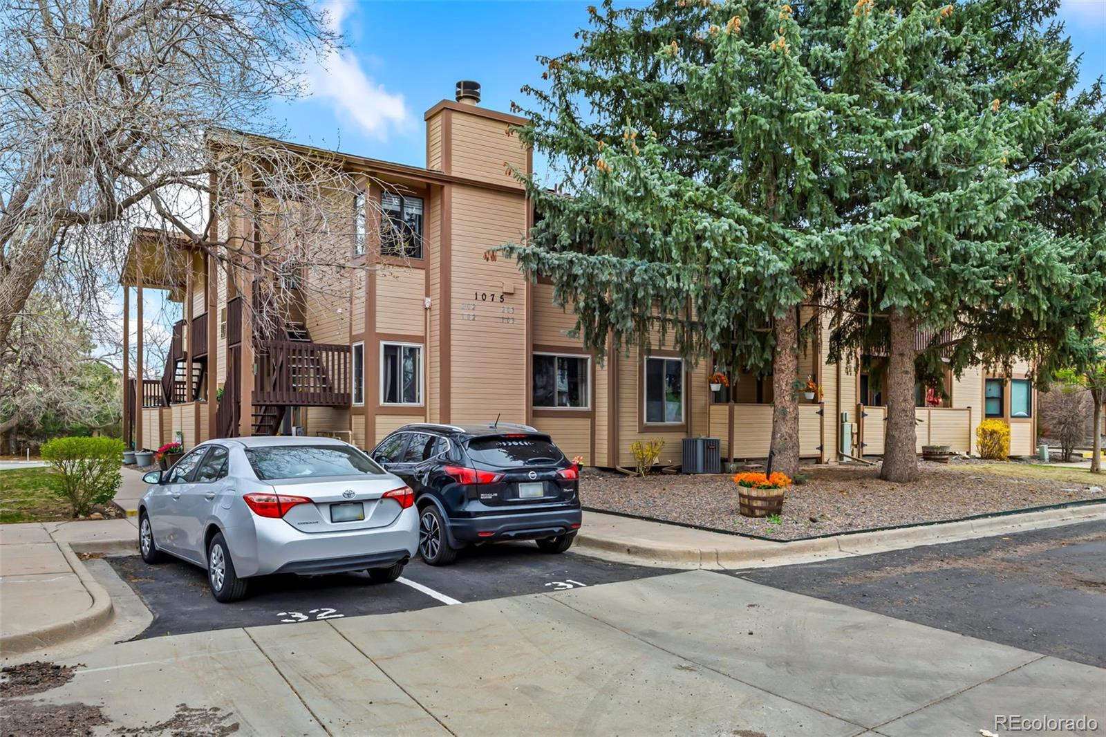 1075 S Garrison Street Lakewood CO 80226