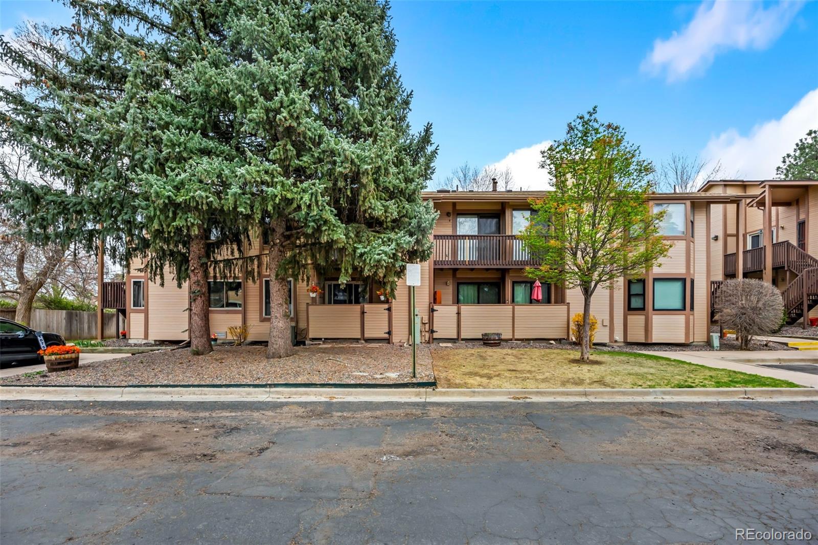 1075 S Garrison Street Lakewood CO 80226