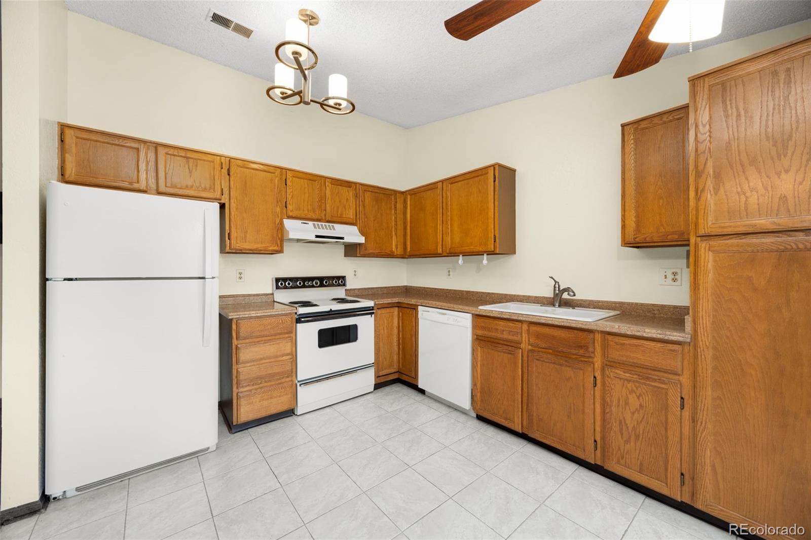 1075 S Garrison Street Lakewood CO 80226