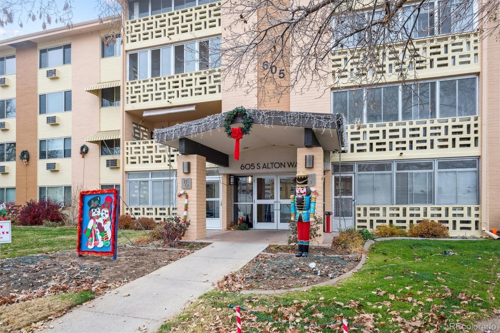 605 S Alton Way Denver CO 80247