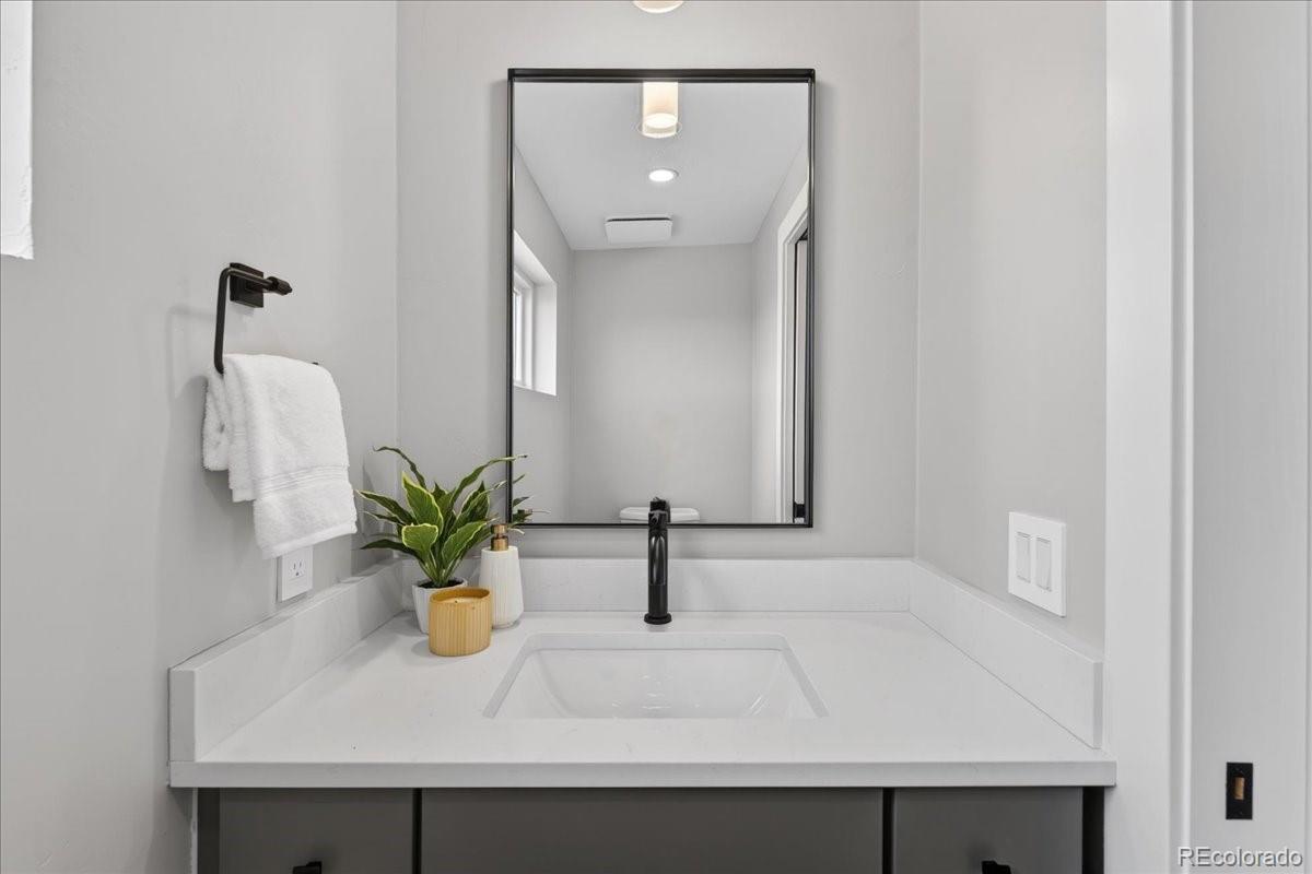 4246 Navajo Street Denver CO 80211