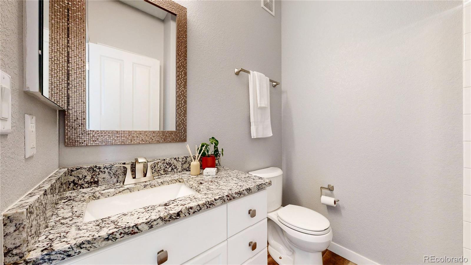 4024 S Carson Street Aurora CO 80014
