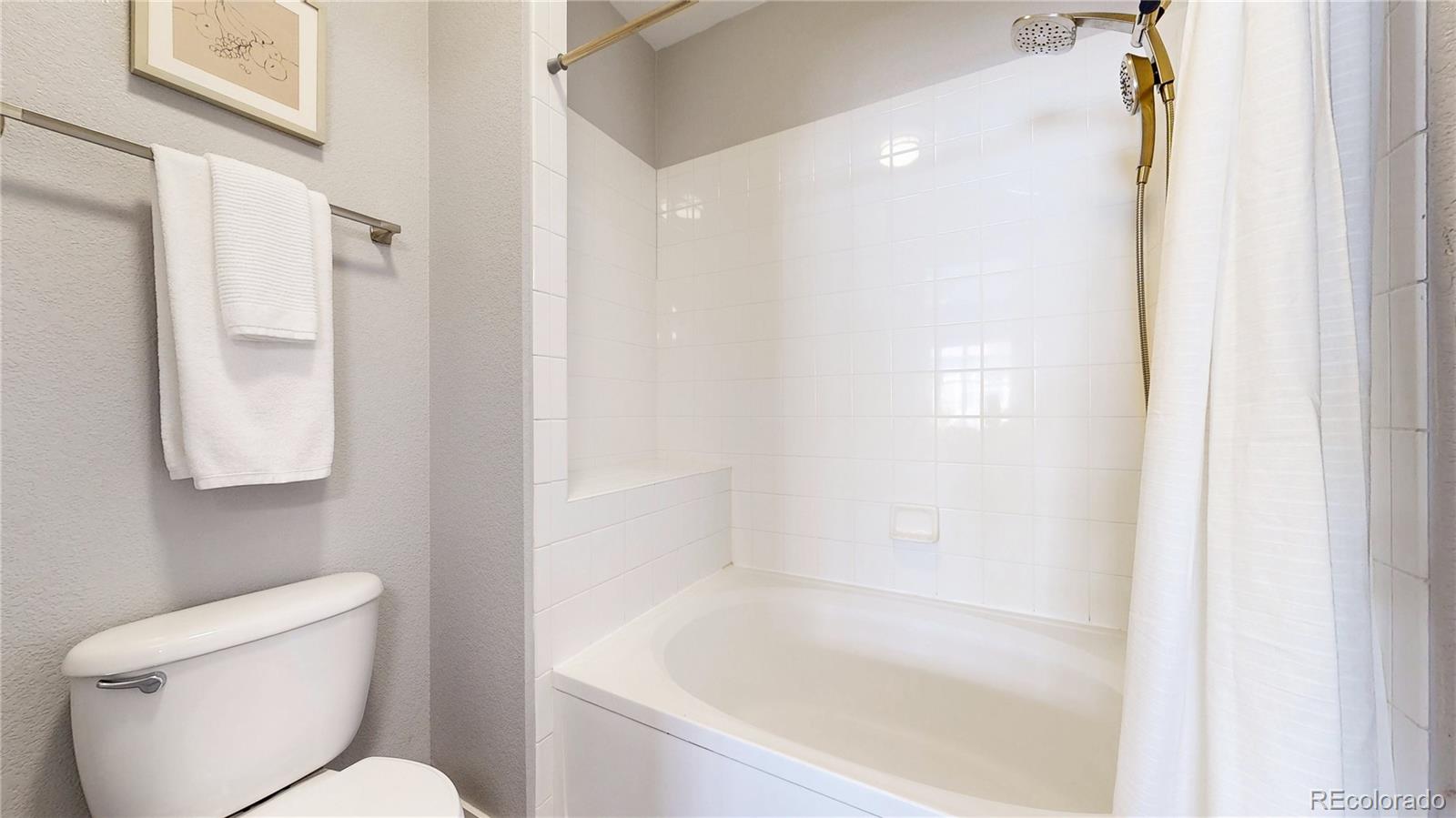 4024 S Carson Street Aurora CO 80014