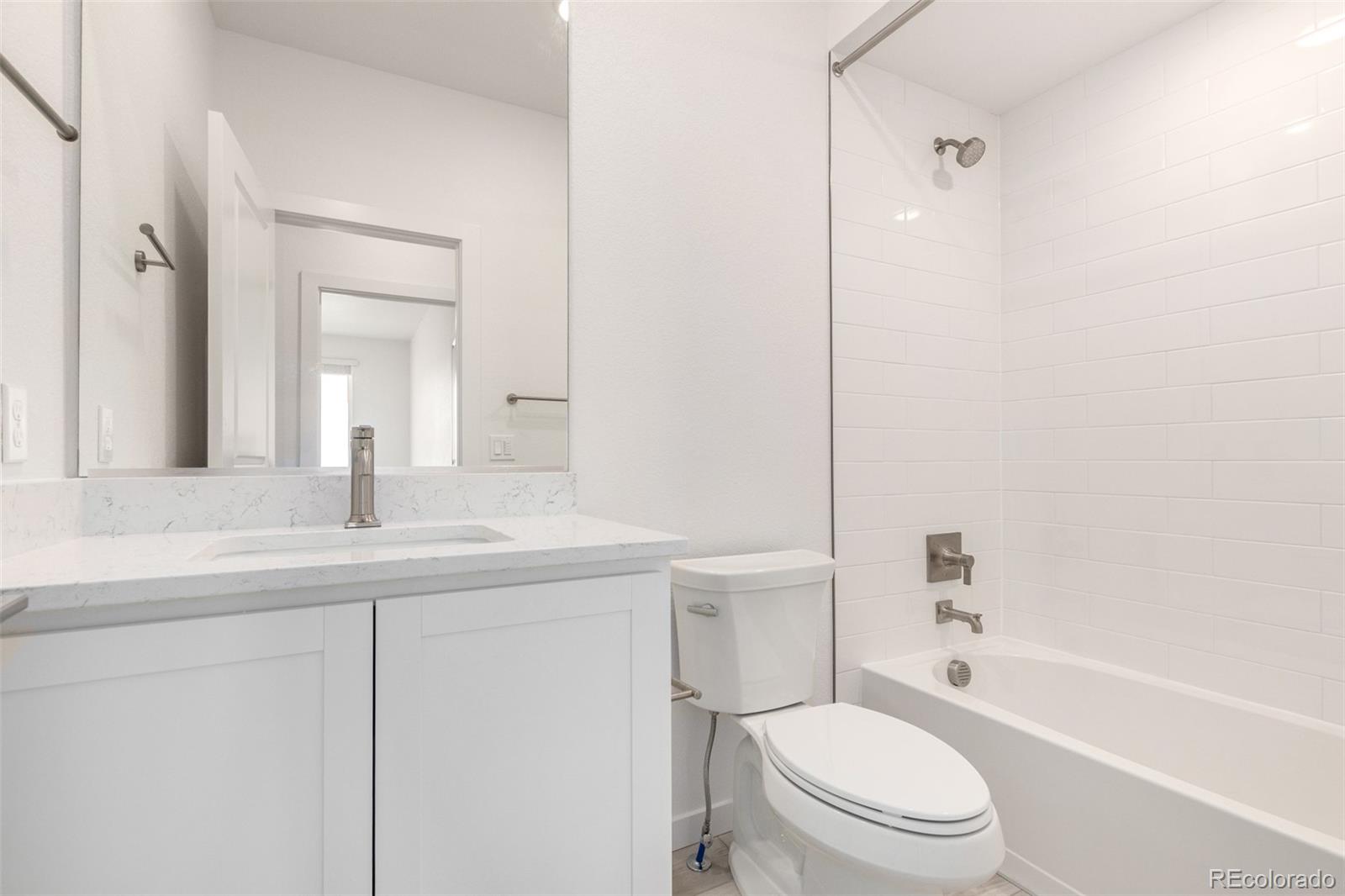 6153 N Ceylon Street Denver CO 80249