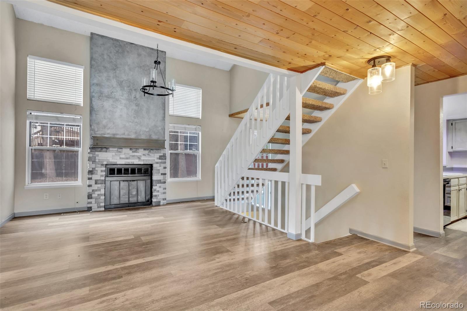 3711 S Espana Way Aurora CO 80013