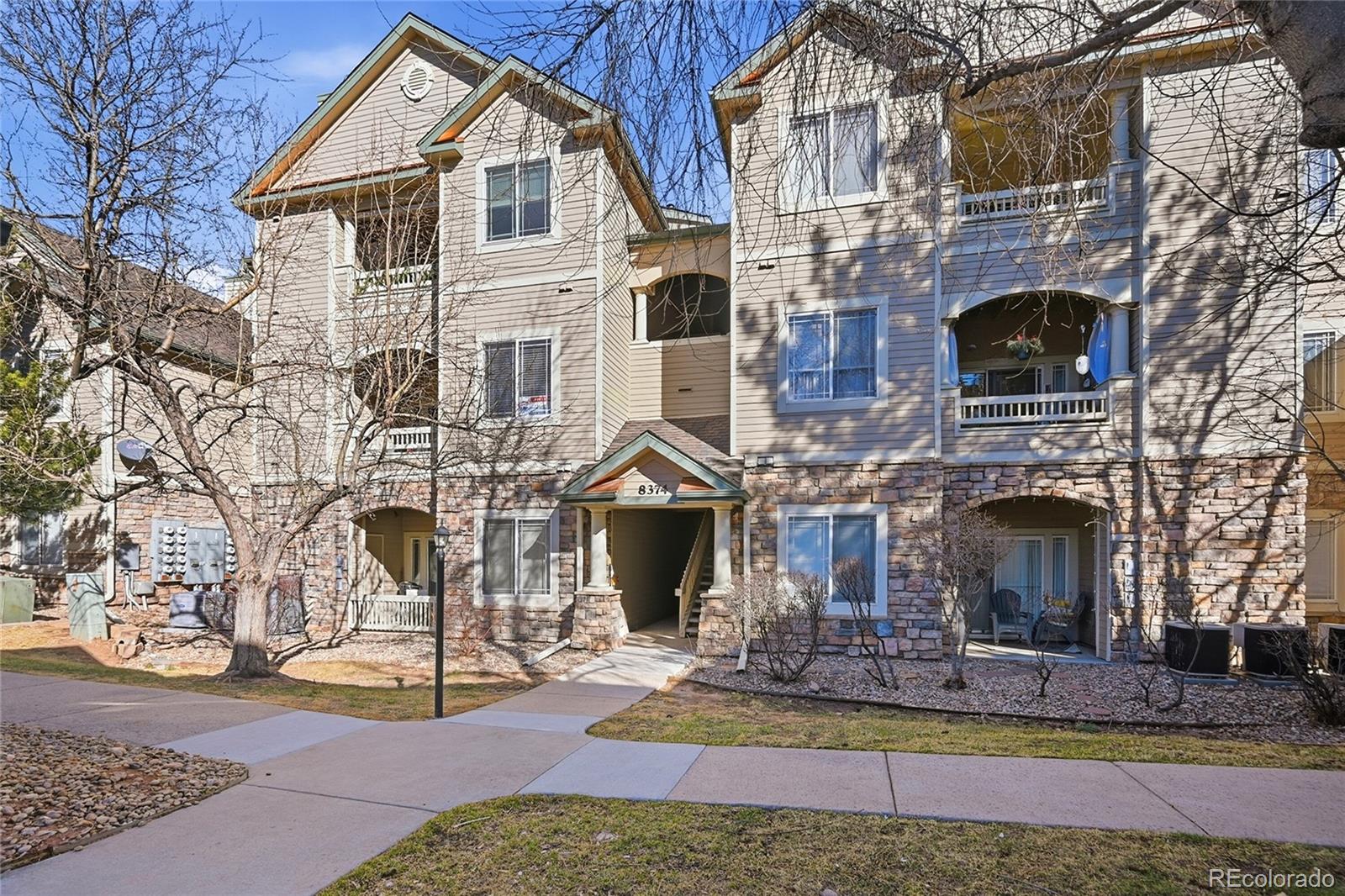 8374 S Holland Way Littleton CO 80128